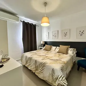 Berlin , Marbella Spagna